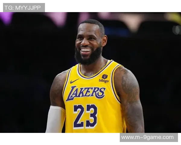 詹姆斯全能表现难挽球队颓势19投10中独砍29分却无力回天